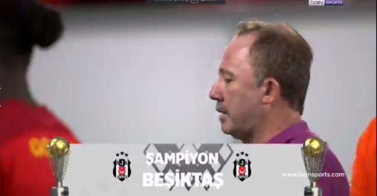 Beşiktaş şampiyon oldu, Sergen Yalçın gözyaşlarını tutamadı