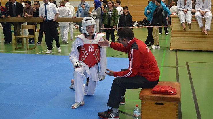 Ayvalıklı taekwondo sporcularından Almanyada büyük başarı