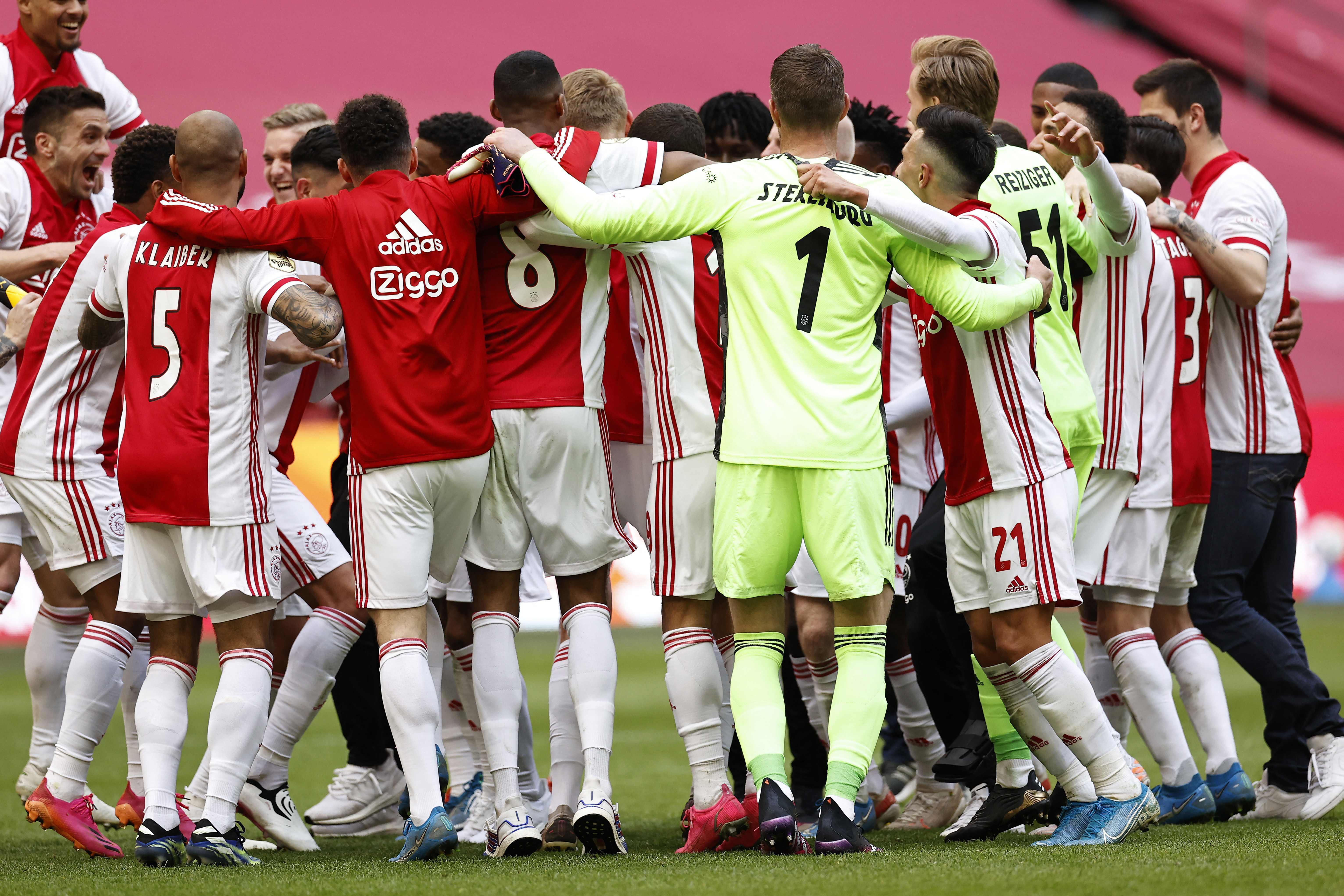 Ajax, Eredivisiede tarihinin 35. lig şampiyonluğuna ulaştı