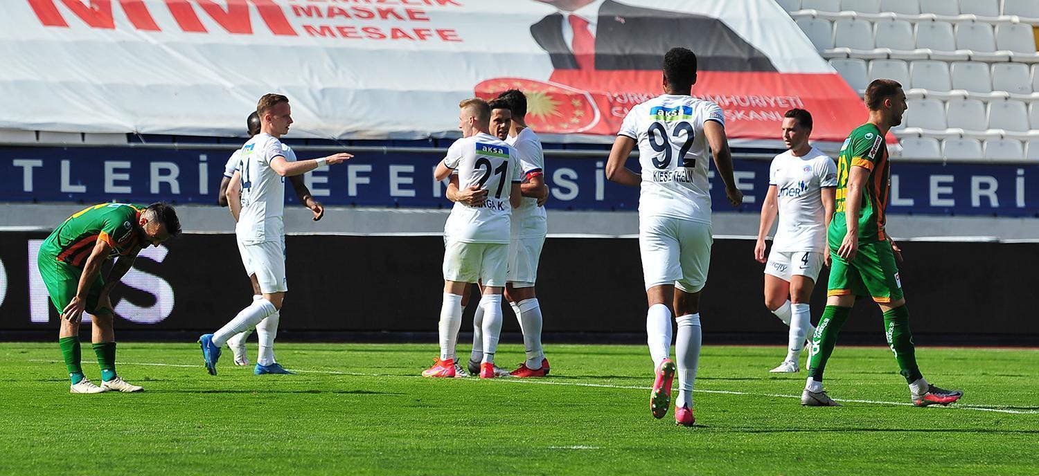 ÖZET | Kasımpaşa - Alanyaspor maç sonucu: 3-0