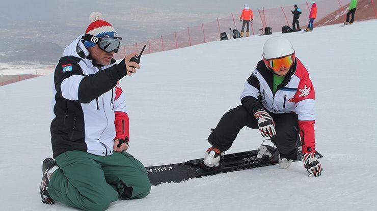 Snowboard Dünya Kupası için Erciyeste nefesler tutuldu