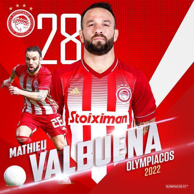 Mathieu Valbuena Olympiakos ile uzattı