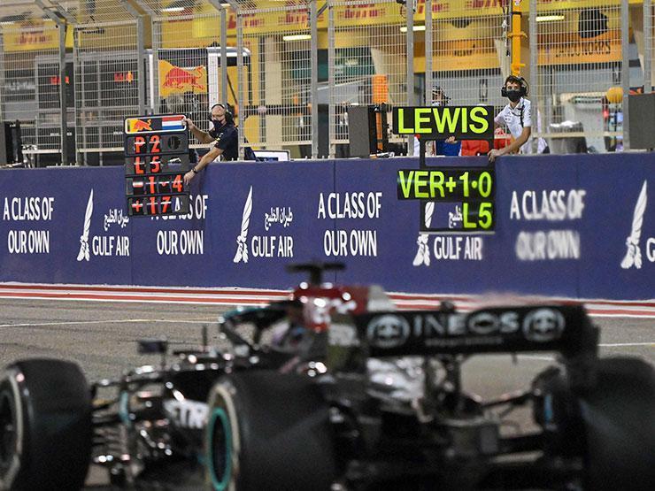 Formula 1 Bahreyn GPde kazanan Lewis Hamilton