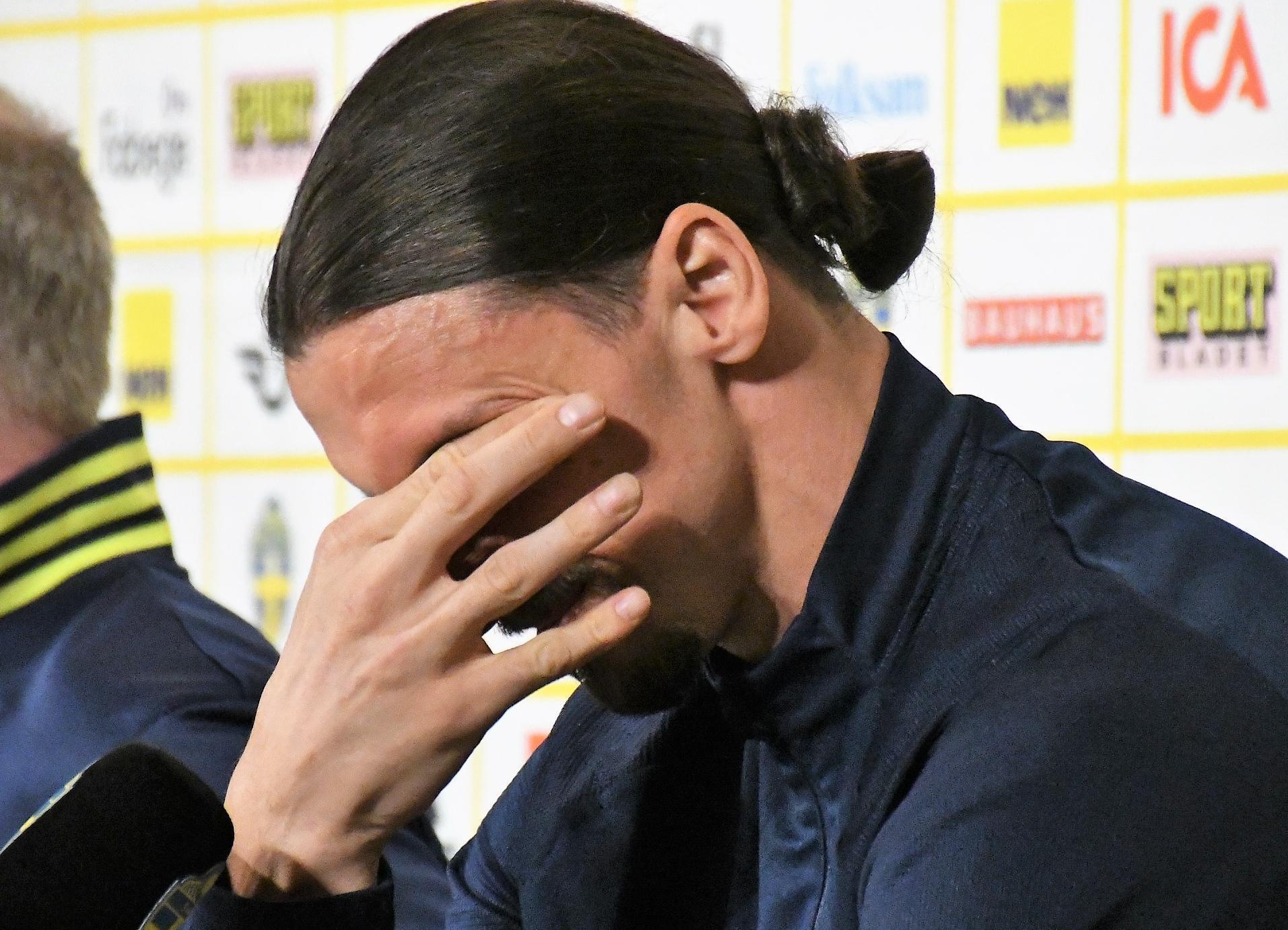 İsveçin süperstarı Zlatan Ibrahimovicin gözyaşları...