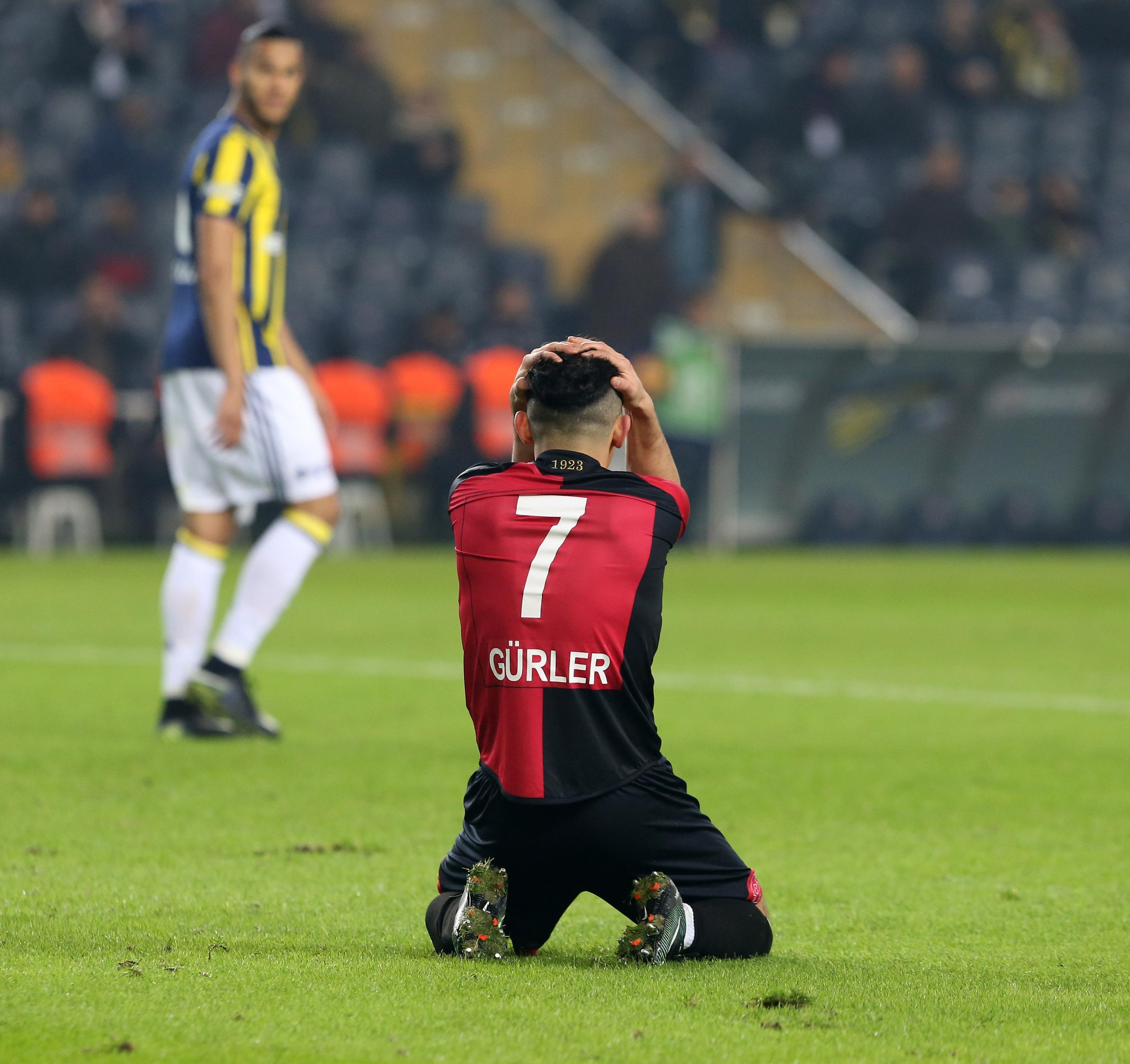 (ÖZET) Fenerbahçe - Gençlerbirliği maç sonucu: 3-0