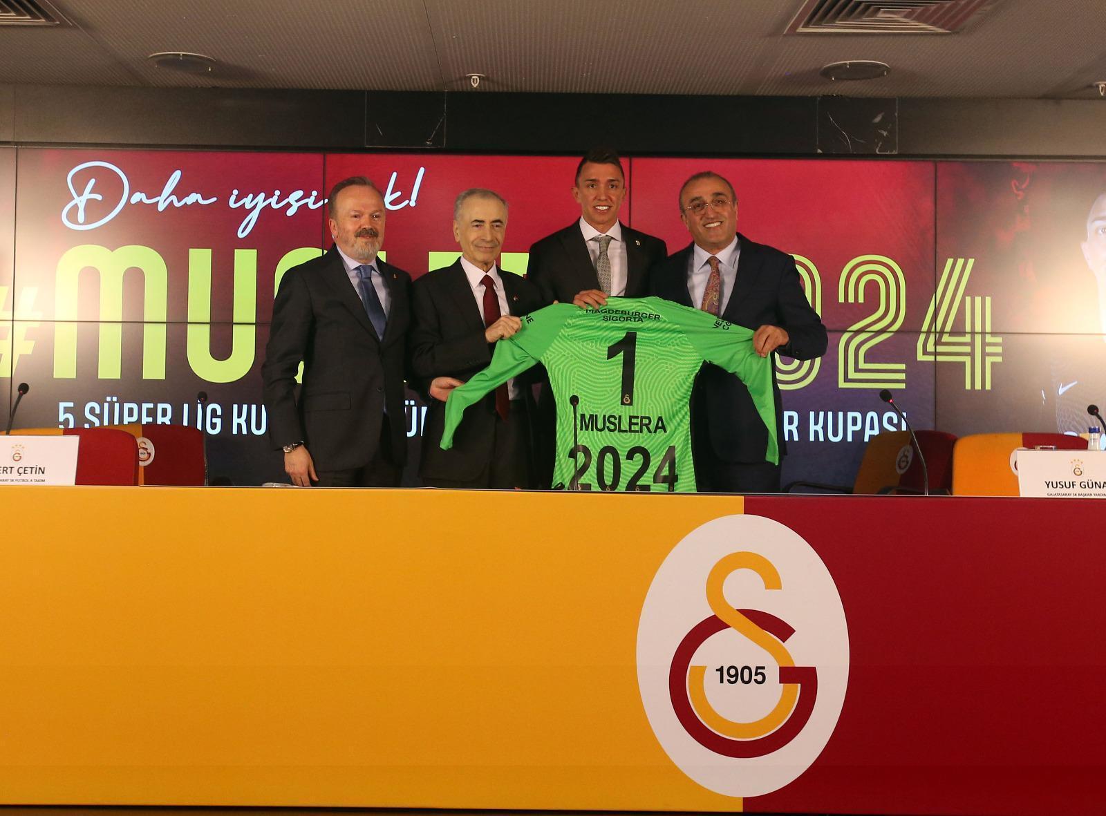 SON DAKİKA Galatasaray, Fernando Musleranın sözleşmesini uzattı