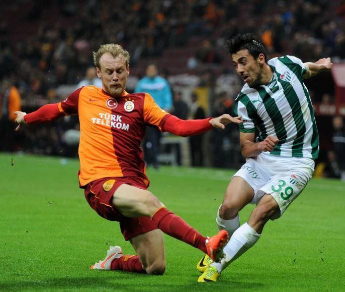 Galatasaray - Bursaspor maçı saat kaçta başlayacak hangi kanalda canlı yayınlanacak