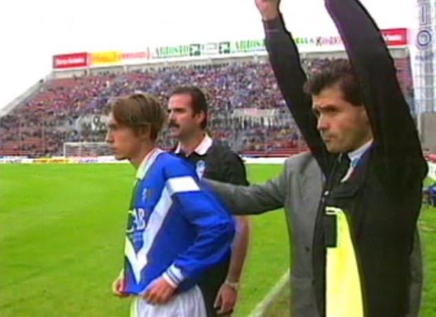 Andrea Pirlo, ilk hocası Mircea Lucescuya karşı