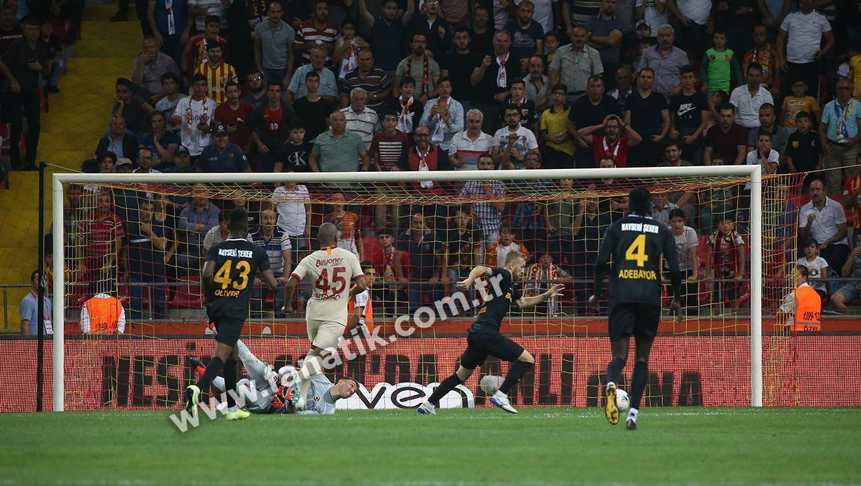 (ÖZET) Kayserispor - Galatasaray maç sonucu: 2-3