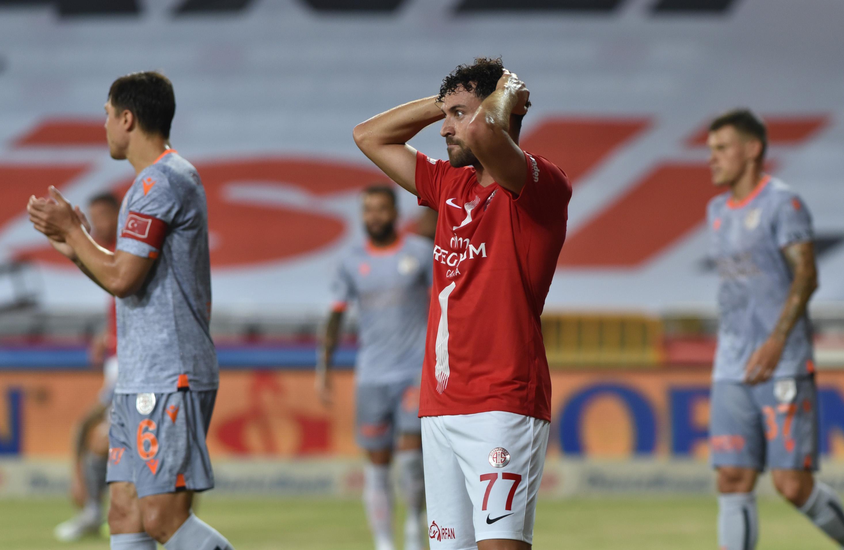 Antalyaspor - Başakşehir maç sonucu:  0 - 2