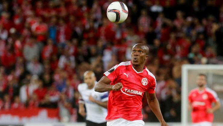 Trabzonsporun yıldızı Anthony Nwakaemenin bilinmeyen hikayesi