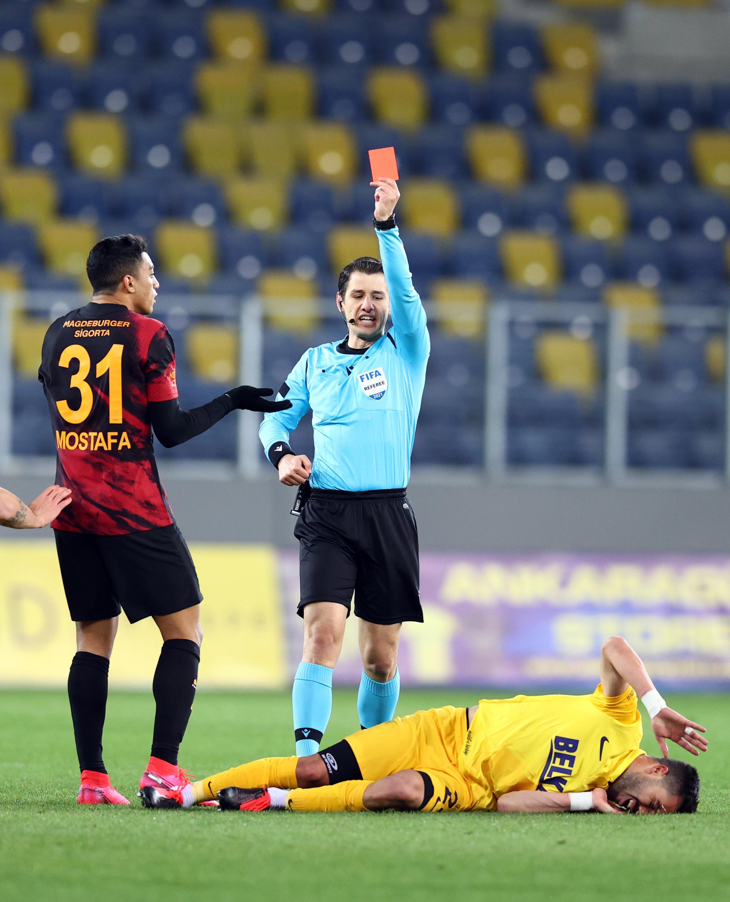 Galatasaraydan flaş İbrahim Akdağ paylaşımı: Aynı futbolcu aynı aldatma
