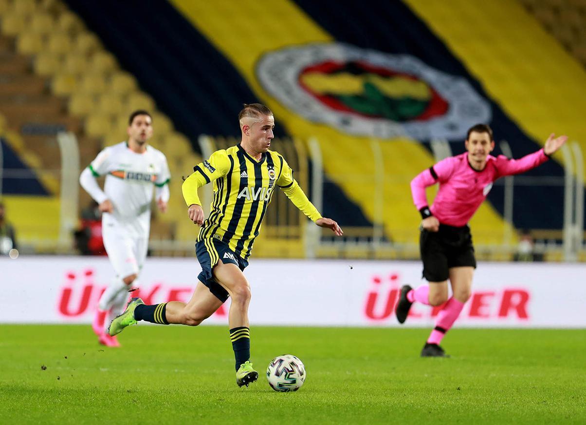 Trabzonspor - Fenerbahçe maçında gözler Pelkas - Bakasetas eşleşmesinde