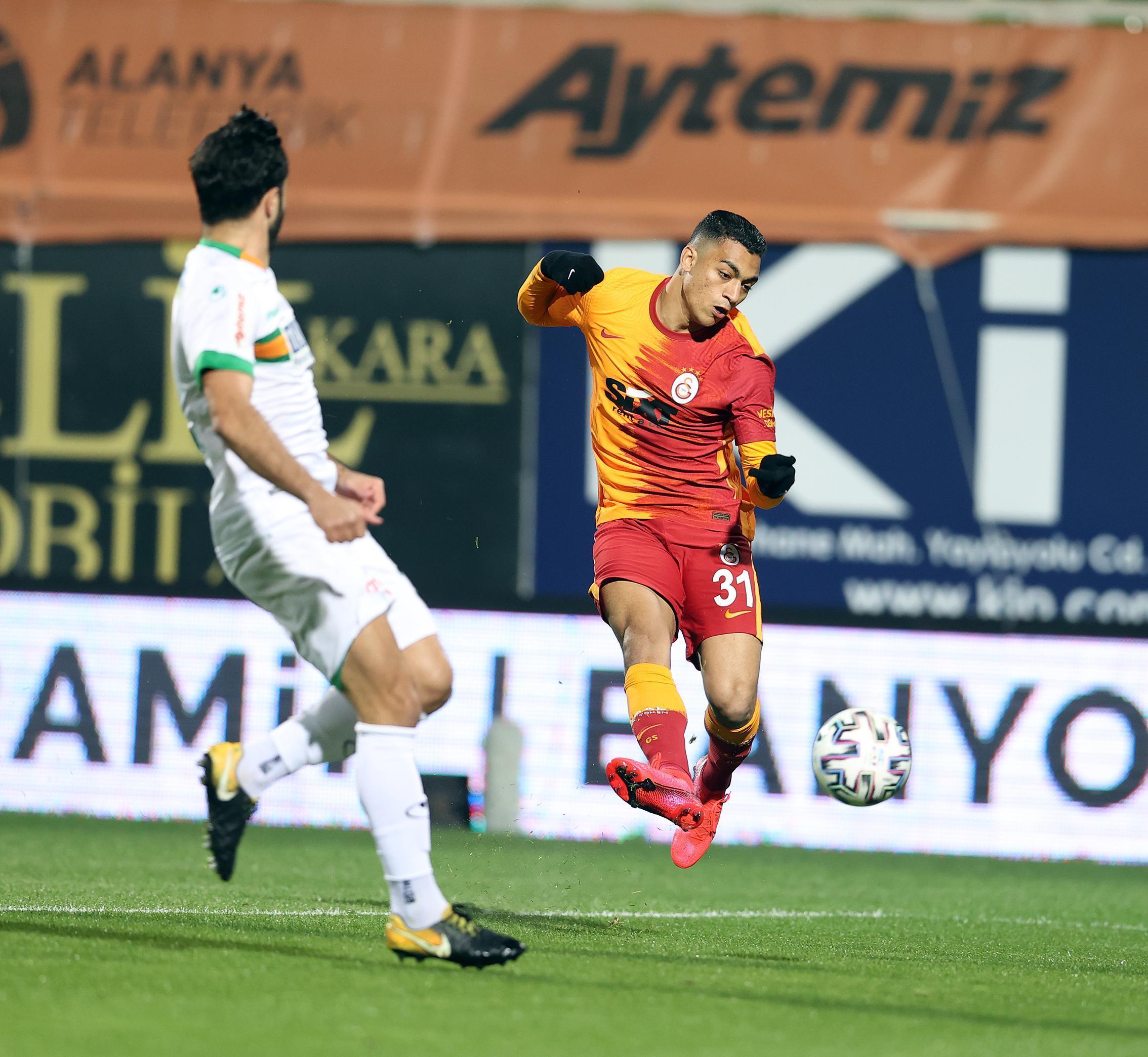 Galatasarayda Mostafa Mohamed yine direğe takıldı