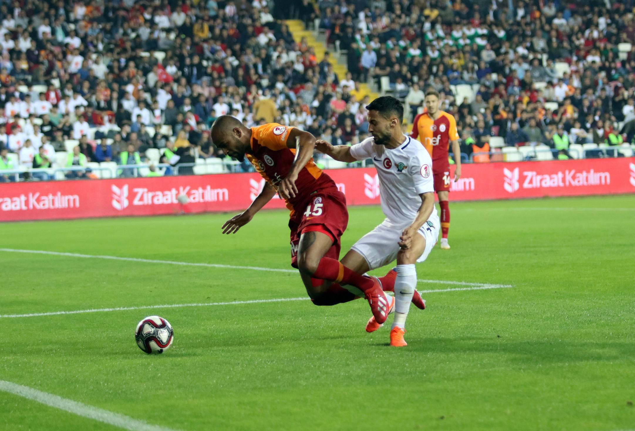 (ÖZET) Akhisarspor-Galatasaray maç sonucu: 1-3