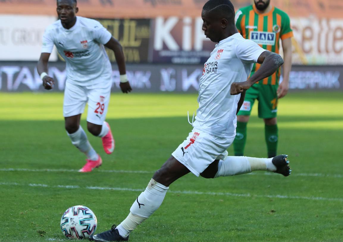 ÖZET | Alanyaspor - Sivasspor maç sonucu: 3-1