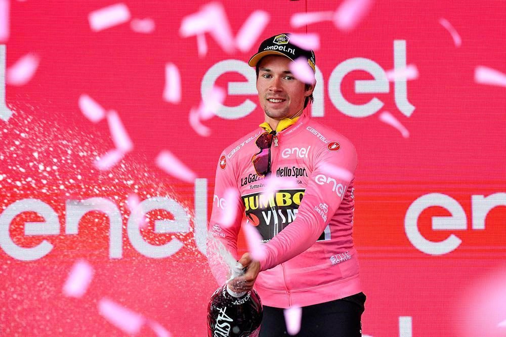 Gironun üçüncü etabında kazanan: hakem kararıyla Fernando Gaviria