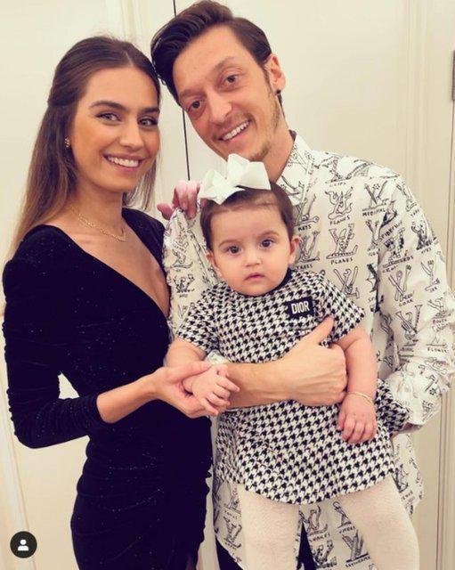 Mesut Özilin eşi Amine Gülşe kimdir, nereli Amine Gülşe kaç yaşında