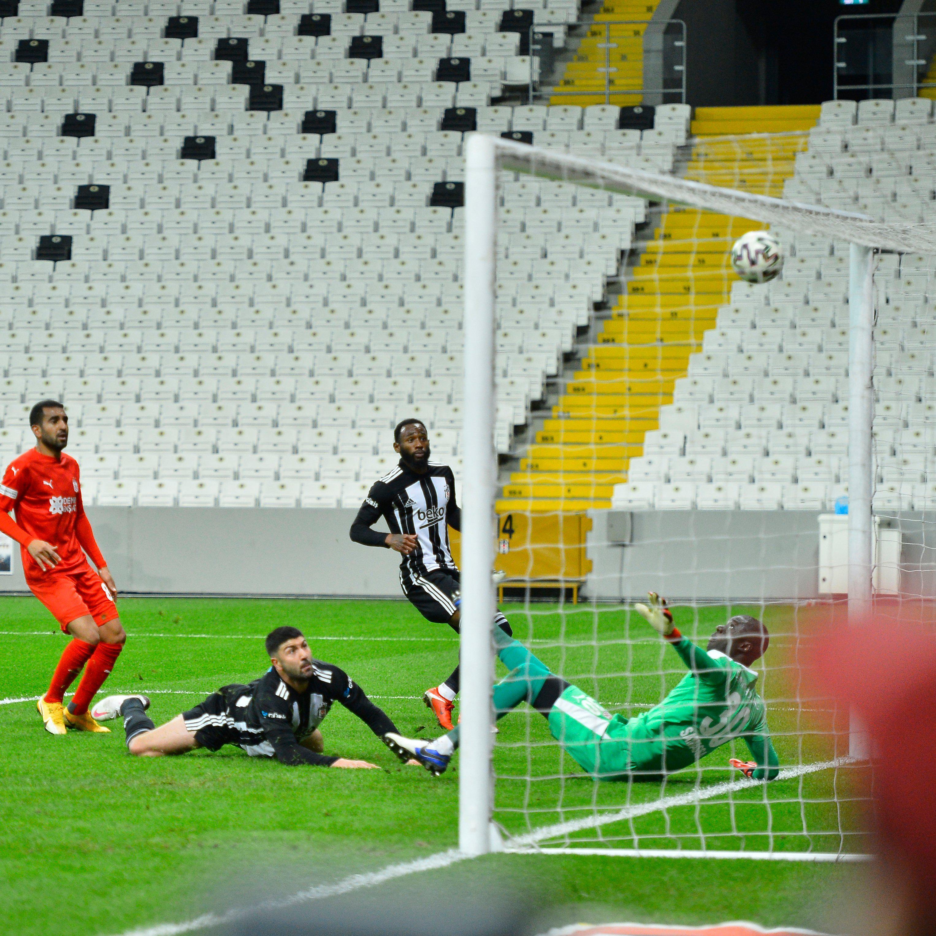 (ÖZET) Beşiktaş - Sivasspor maç sonucu 3-0 (BJK - Sivas)