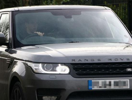 Tottenhamlı yıldız oyuncu Harry Kanein lüks arabası çalındı