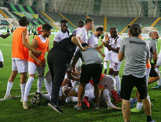(ÖZET) Akhisarspor - Fatih Karagümrük maç sonucu: 0-1
