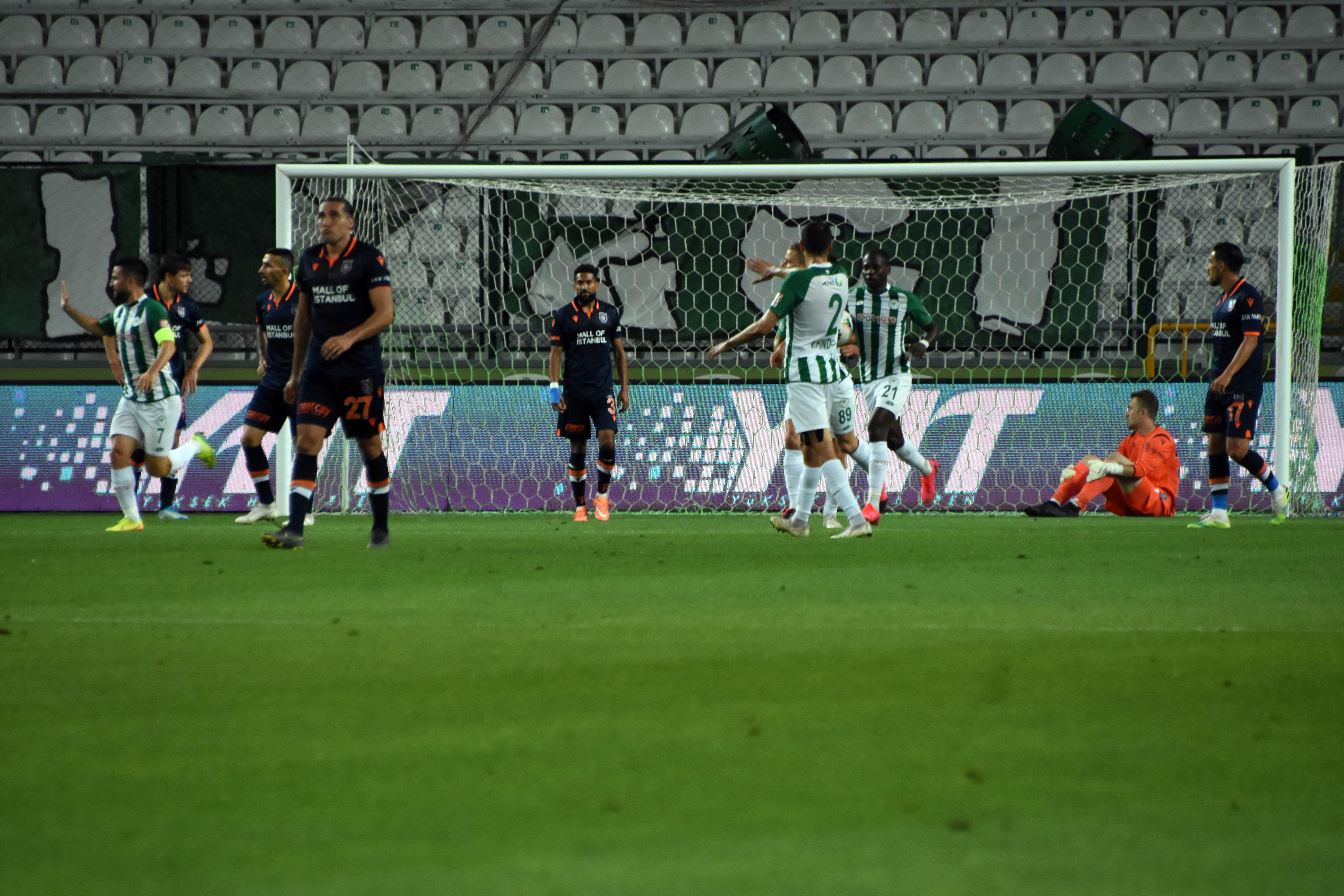 Konyaspor - Başakşehir maç sonucu: 4 - 3 (ÖZET)