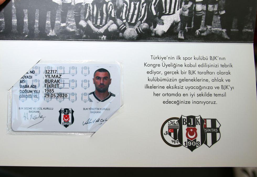 Burak Yılmaz, Beşiktaş Kulübünün kongre üyesi oldu