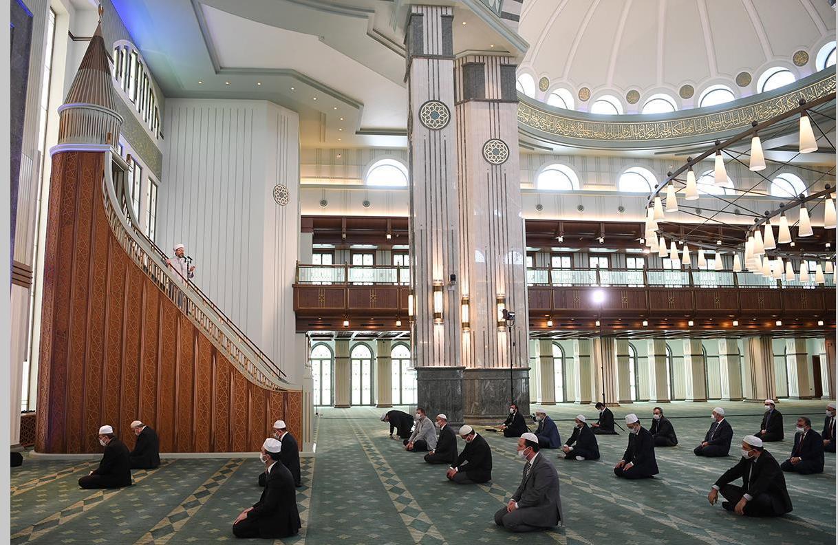 Cuma namazı hangi camilerde kılınacak Camiler açıldı mı Camide hangi kurallar uygulanacak