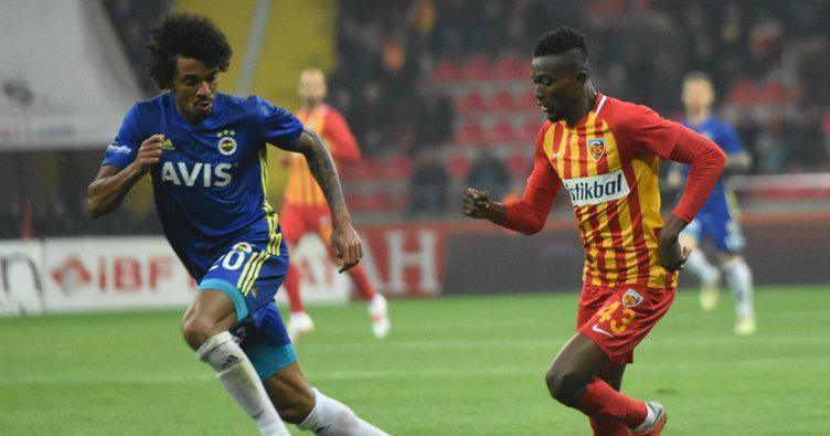 SON DAKİKA Bernard Mensah elden kaçıyor Fenerbahçe ve Beşiktaşa kötü haber