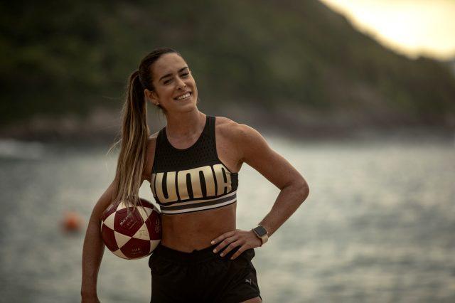 Brezilyalı sporcu Natalia Guitler, yaptığı hareketlerle herkesi kendine hayran bırakıyor
