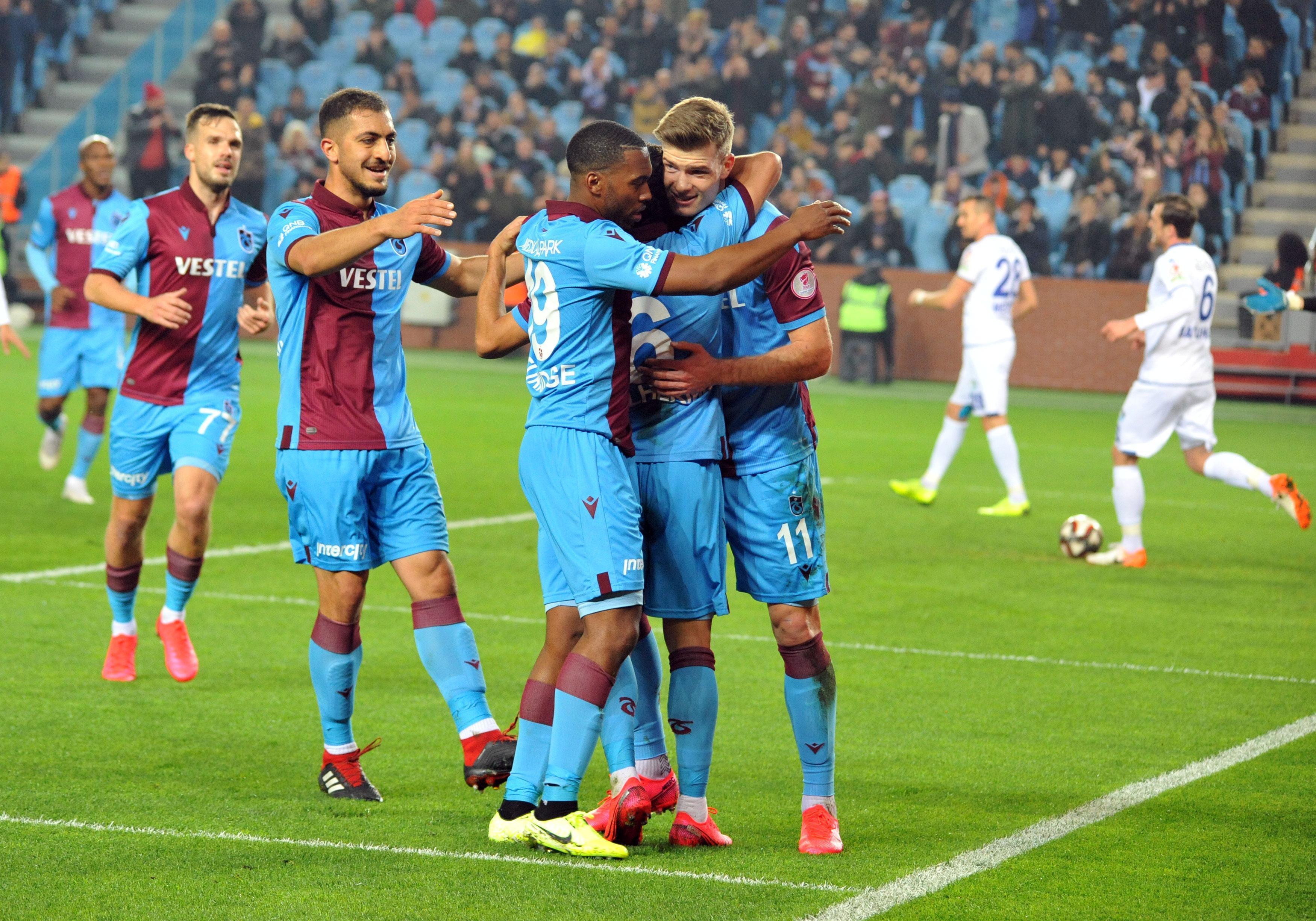 (ÖZET İZLE) Trabzonspor - Erzurumspor maç sonucu: 5-0