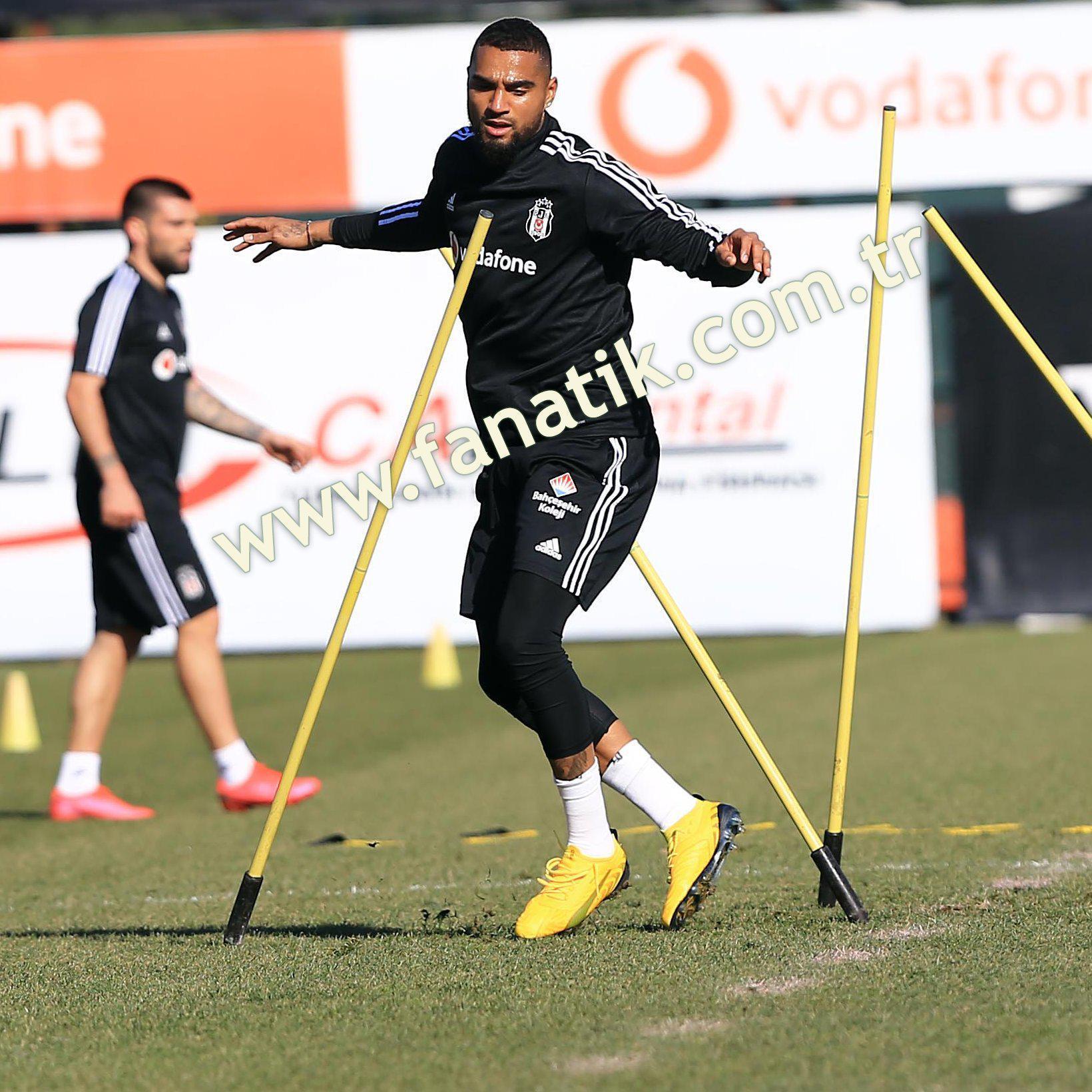 Boateng Beşiktaşta takımla ilk çalışmasına çıktı