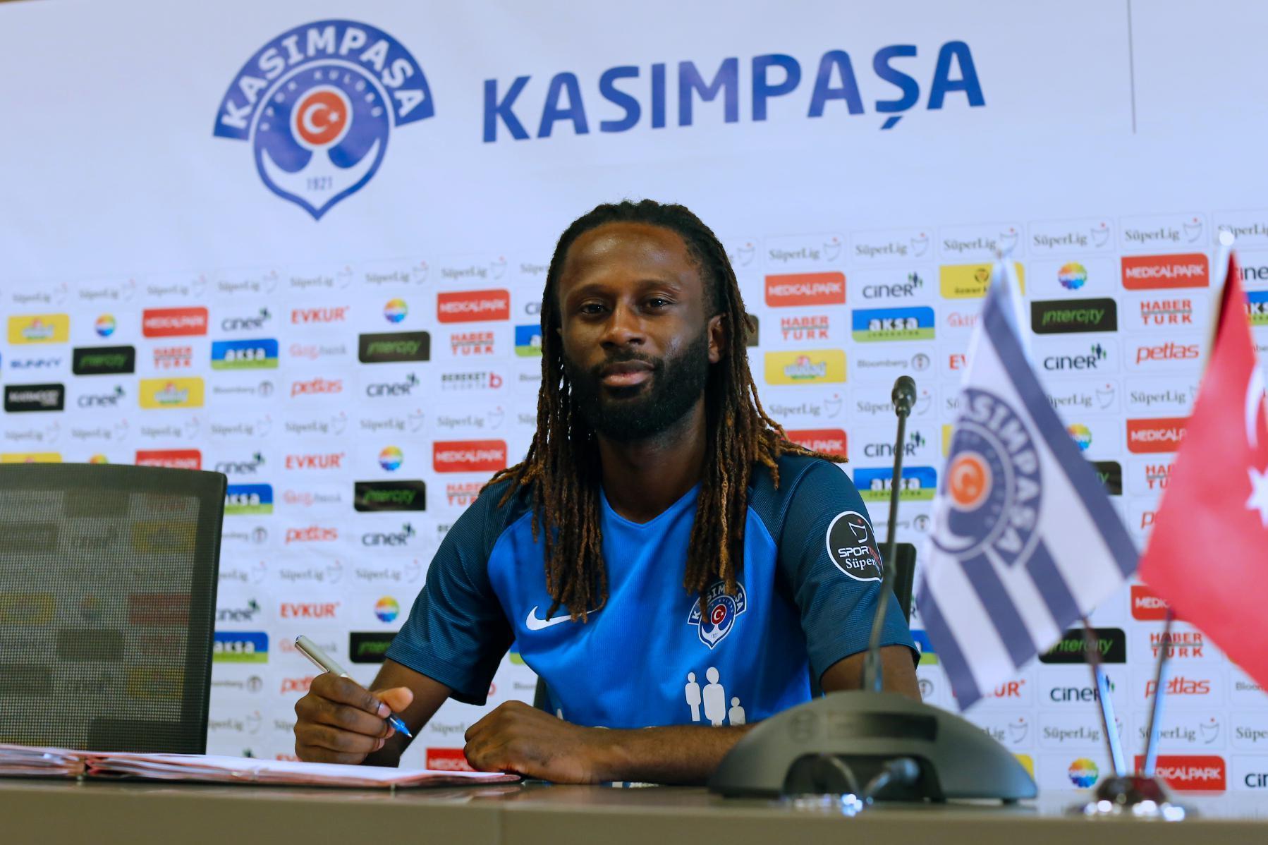 Son dakika Kasımpaşa, Dieumerci Ndongala transferini açıkladı