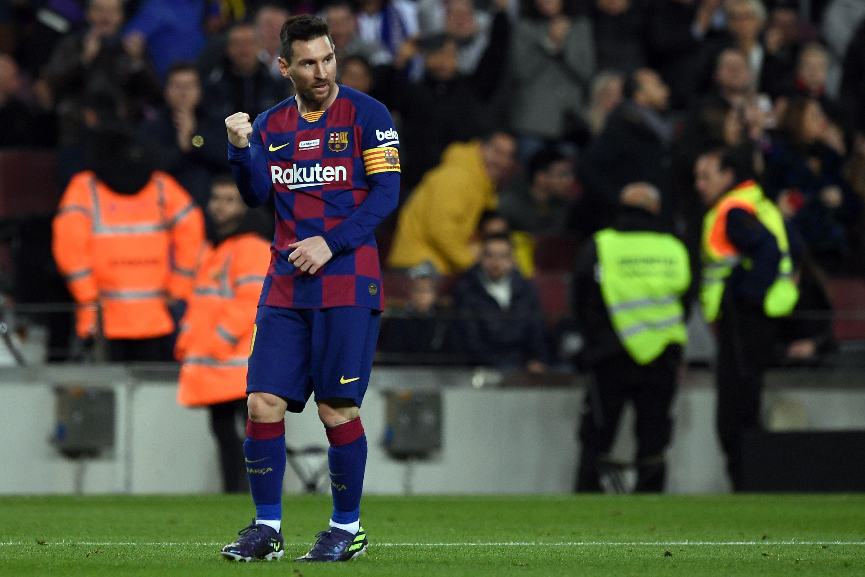 Lionel Messi tarihe geçti, Barcelona rahat kazandı (özet)