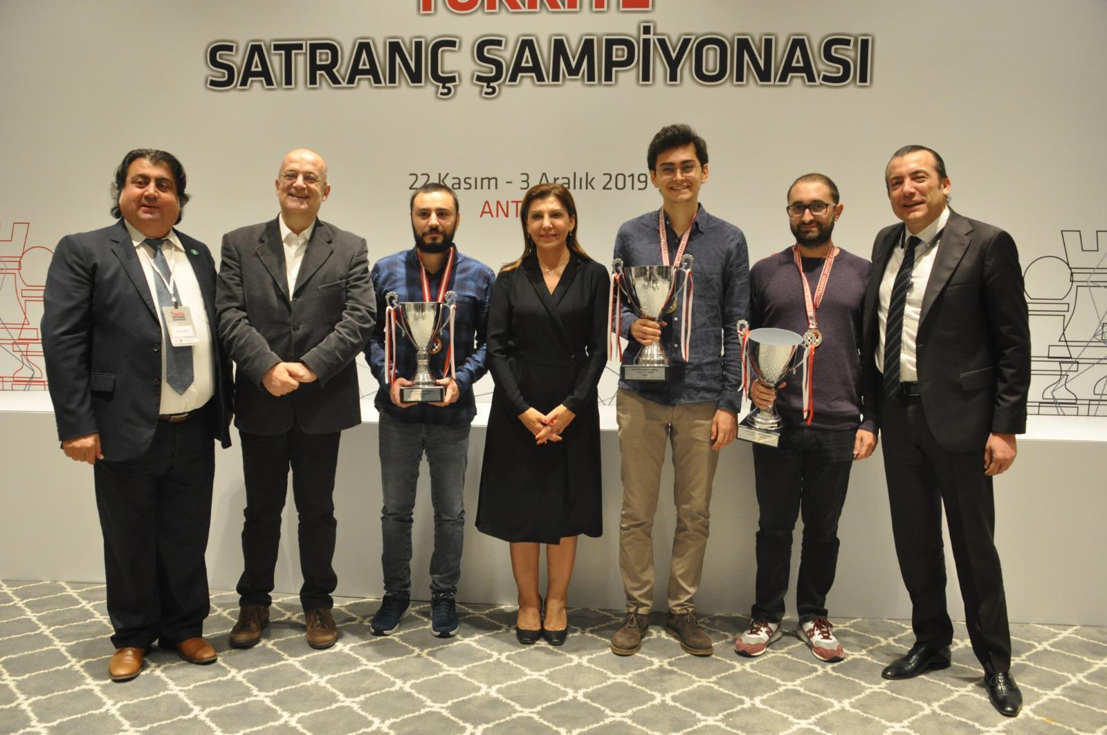 2019 Türkiye Satranç Şampiyonu GM Vahap Şanal oldu