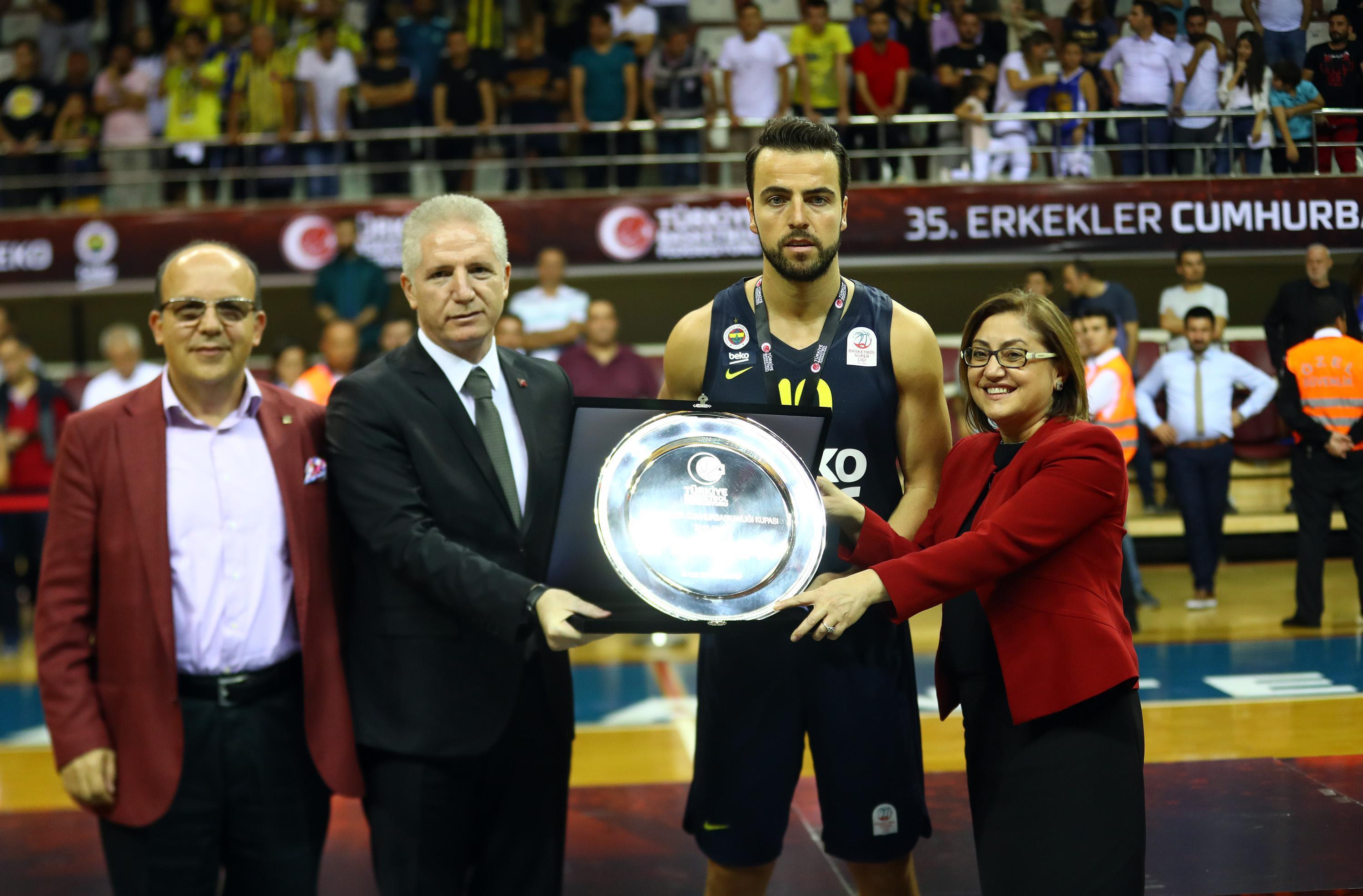 Cumhurbaşkanlığı Kupasında şampiyon Anadolu Efes