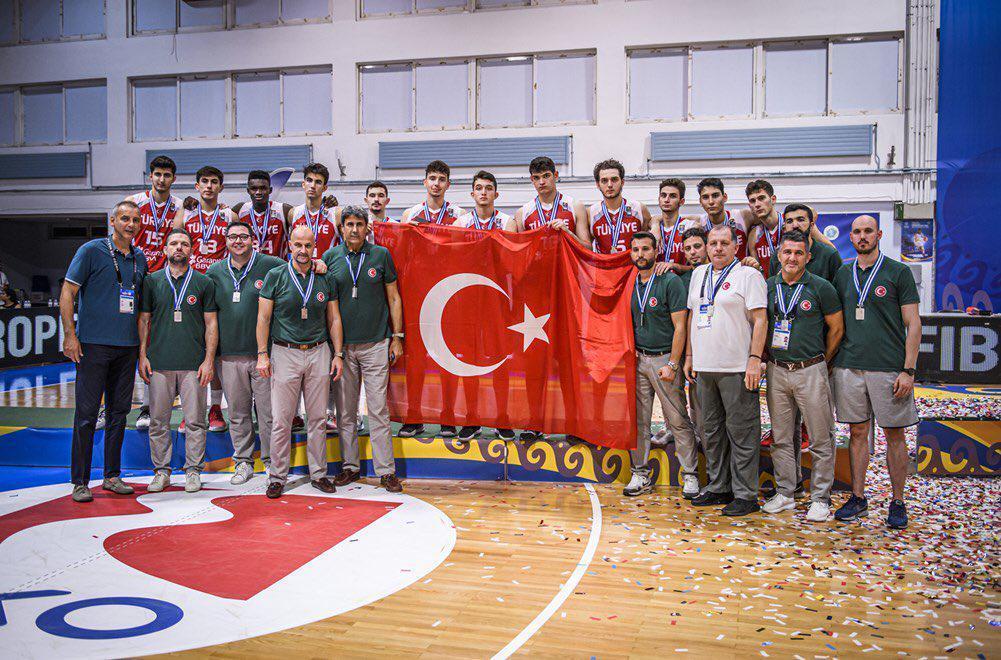 Türkiye - İspanya maç sonucu: 53-57