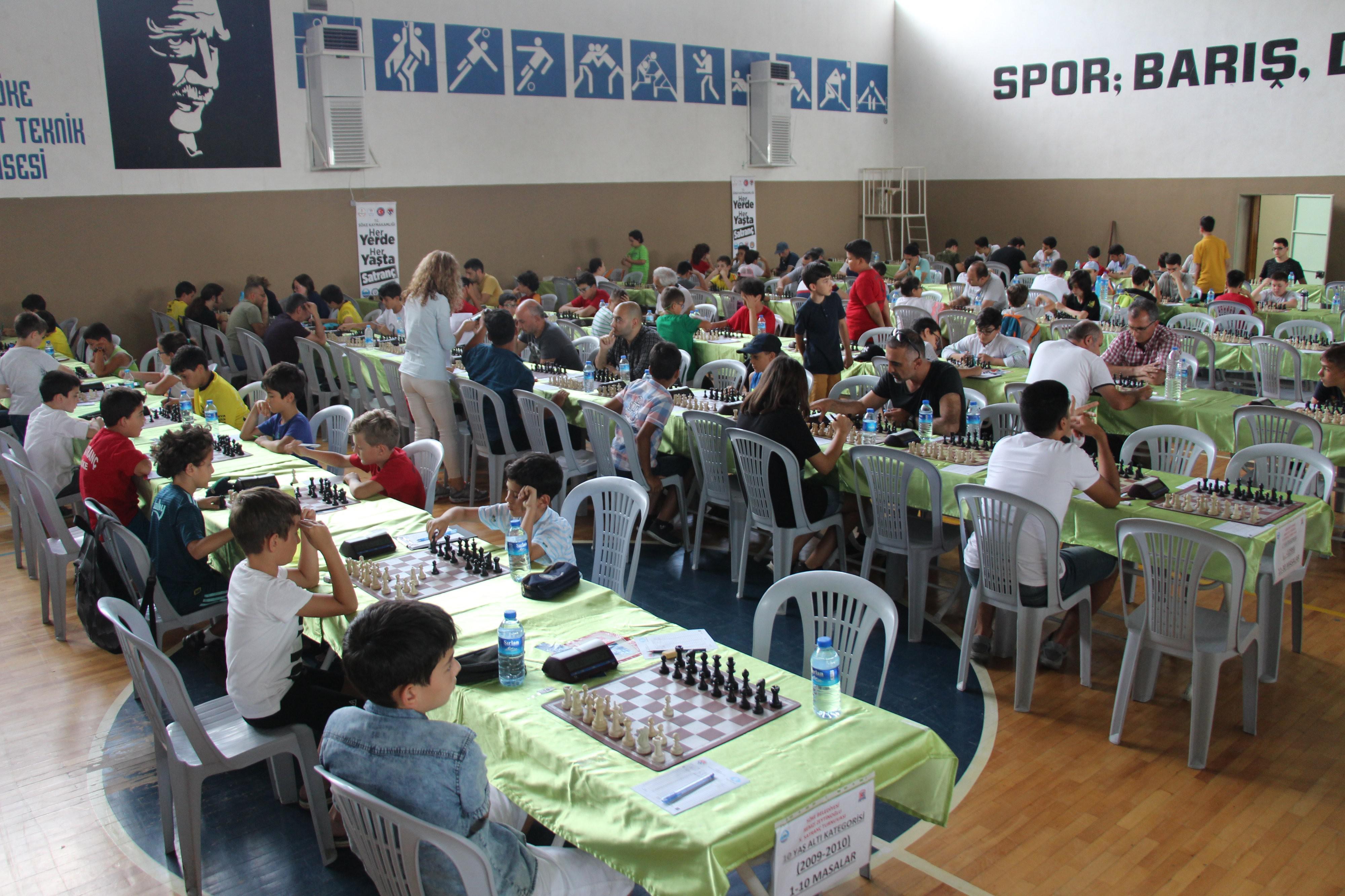 16 ilden 180 sporcu Ulusal Satranç Turnuvasında buluştu