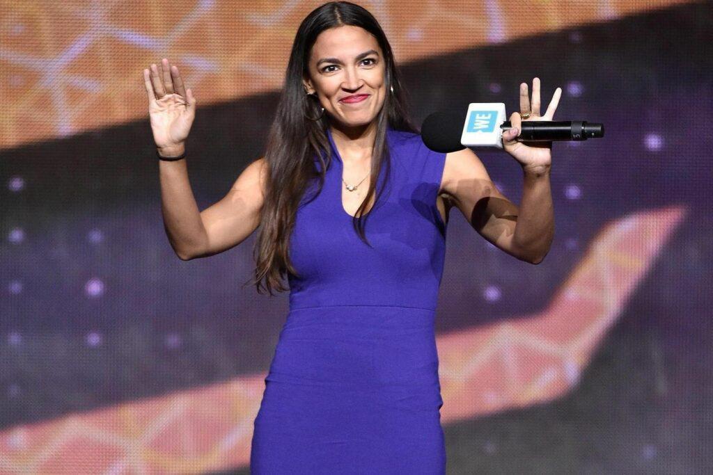 Beşiktaş USA`den Alexandria Ocasio-Corteze tebrik ziyareti