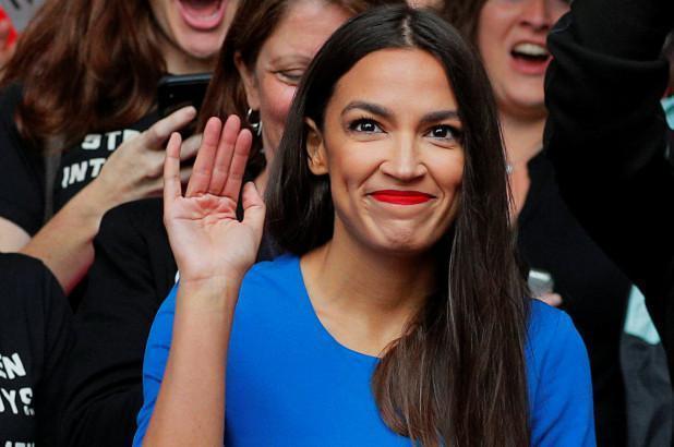 Beşiktaş USA`den Alexandria Ocasio-Corteze tebrik ziyareti