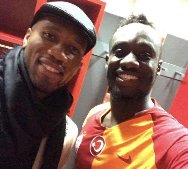 Didier Drogba: Galatasaray isterse 1 sene daha oynarım