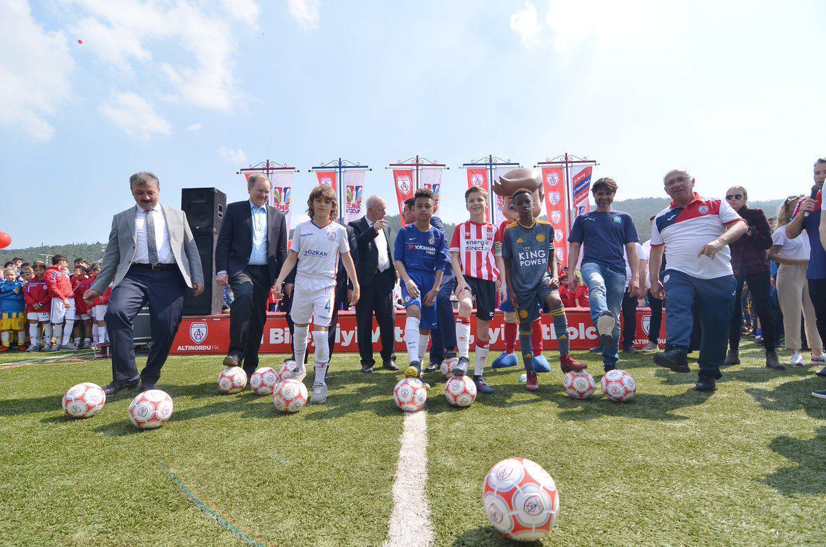 5 yıldızlı turnuva U12 İzmir Cup...