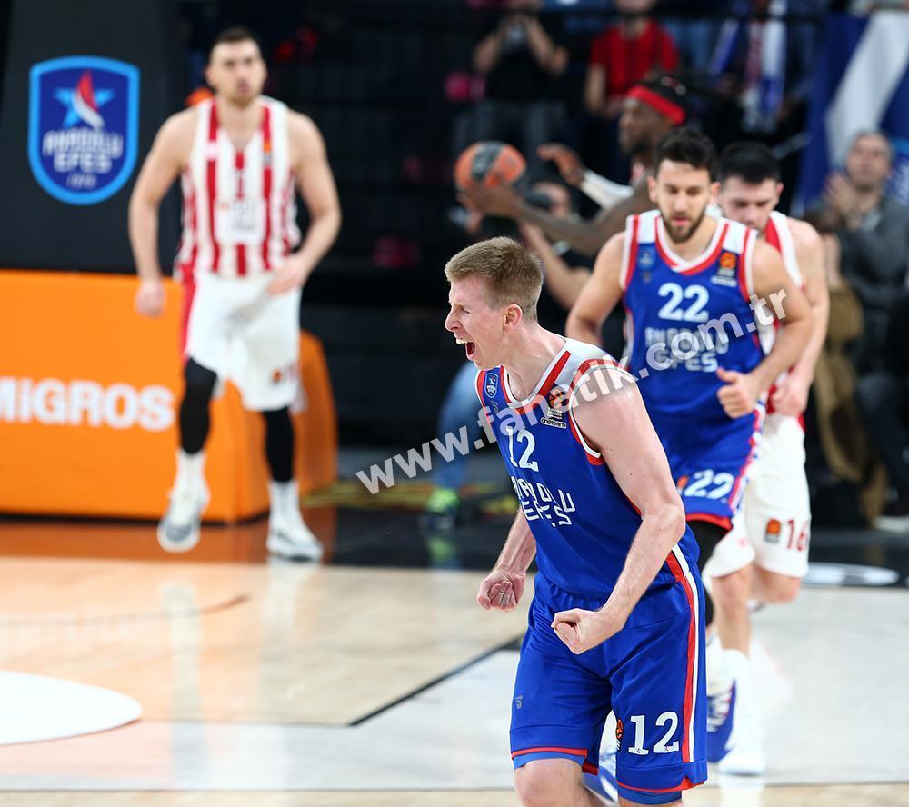 (ÖZET) Anadolu Efes - Olympiacos maç sonucu: 75-65