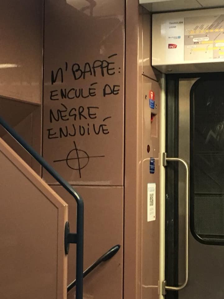 Kylian Mbappeye Pariste ırkçı saldırı