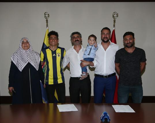 Fenerbahçe Muhammet Ömer Çakı ve Abdulcebrail Akbulut ile sözleşme imzaladı