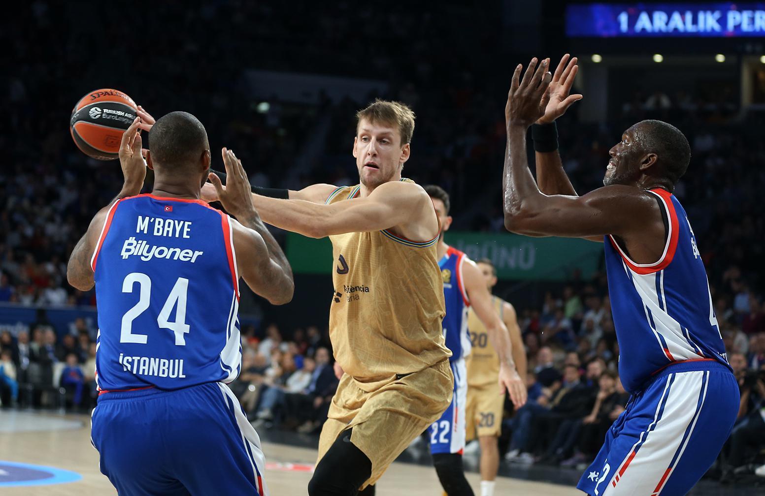 (ÖZET) Anadolu Efes - Barcelona maç sonucu: 96-86