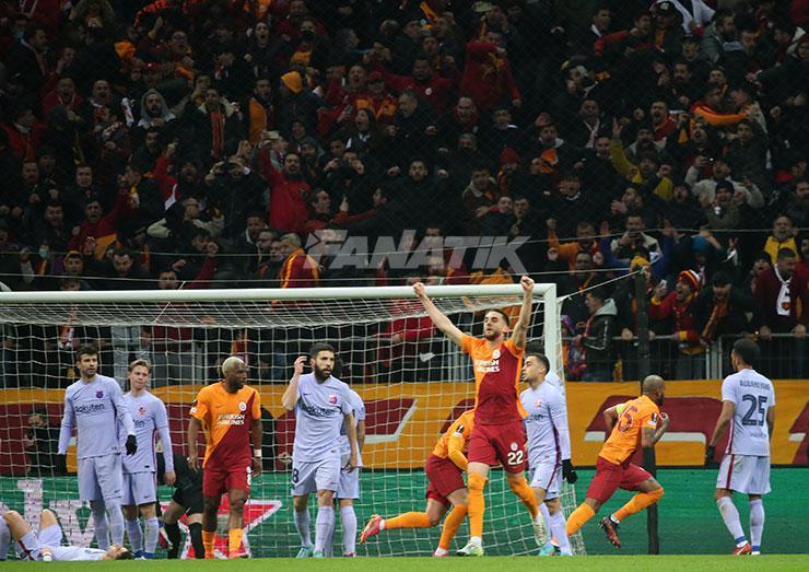 (ÖZET) Galatasaray - Barcelona maç sonucu: 1-2