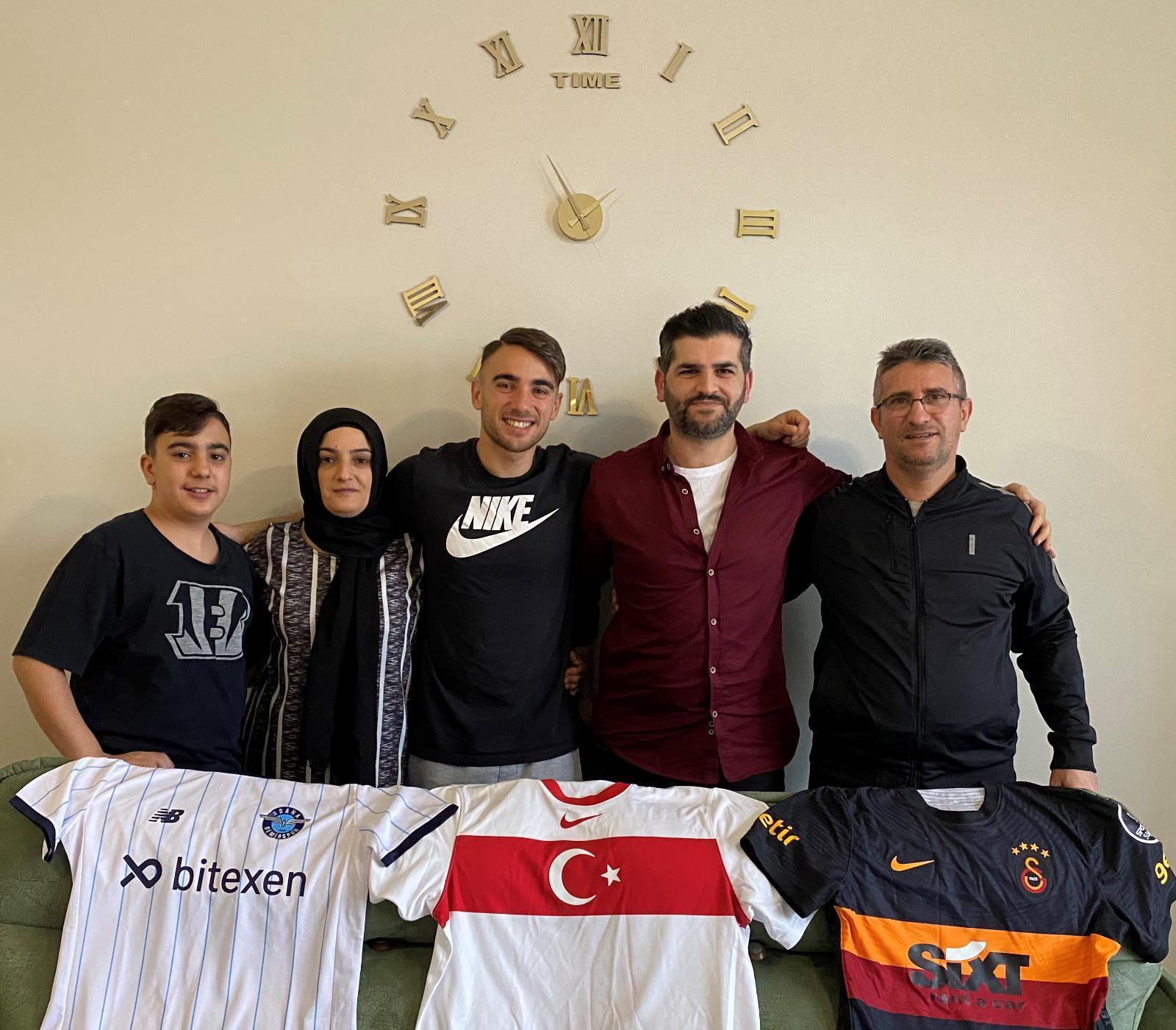 Galatasarayın Adana Demirspora kiraladığı Yunus Akgün: Yuvama geri dönüyorum