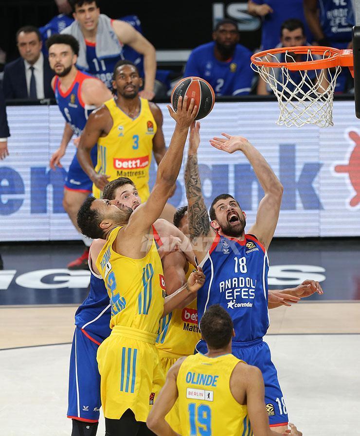 (ÖZET) Anadolu Efes - Alba Berlin maç sonucu: 87-77