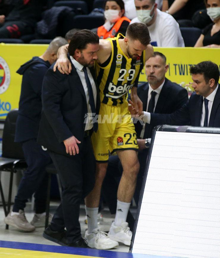 Fenerbahçe Bekoya sakatlık şoku Marko Guduric oyuna devam edemedi